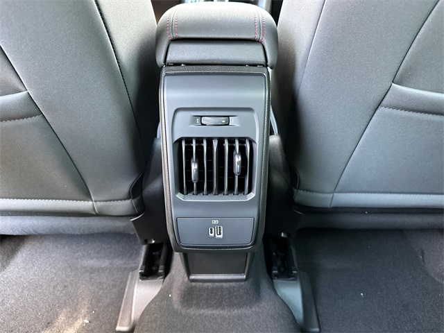 2025 Dodge Hornet GT photo 13