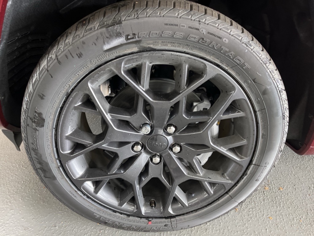 New 2025 Jeep Grand Cherokee L a0{} Sport Utility in Louisville 