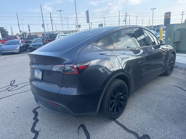 2024 Tesla Model Y Long Range photo 5