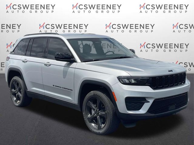 2025 Jeep Grand Cherokee Altitude's photo