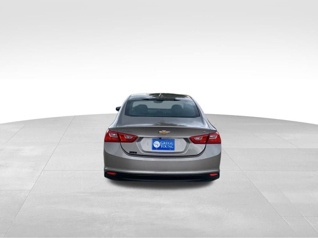 2023 Chevrolet Malibu 1LT photo 3