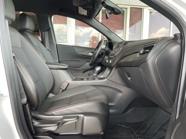 2024 Chevrolet Equinox RS photo 17