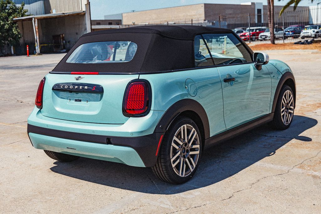 2026 Mini Cooper Convertible Signature photo 4