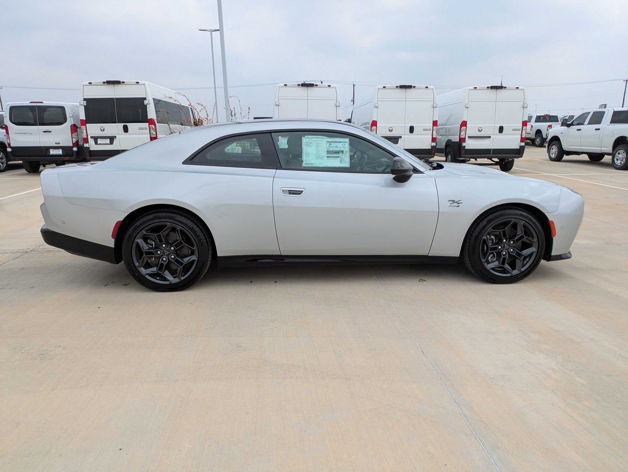 2025 Dodge Charger R/T photo 2