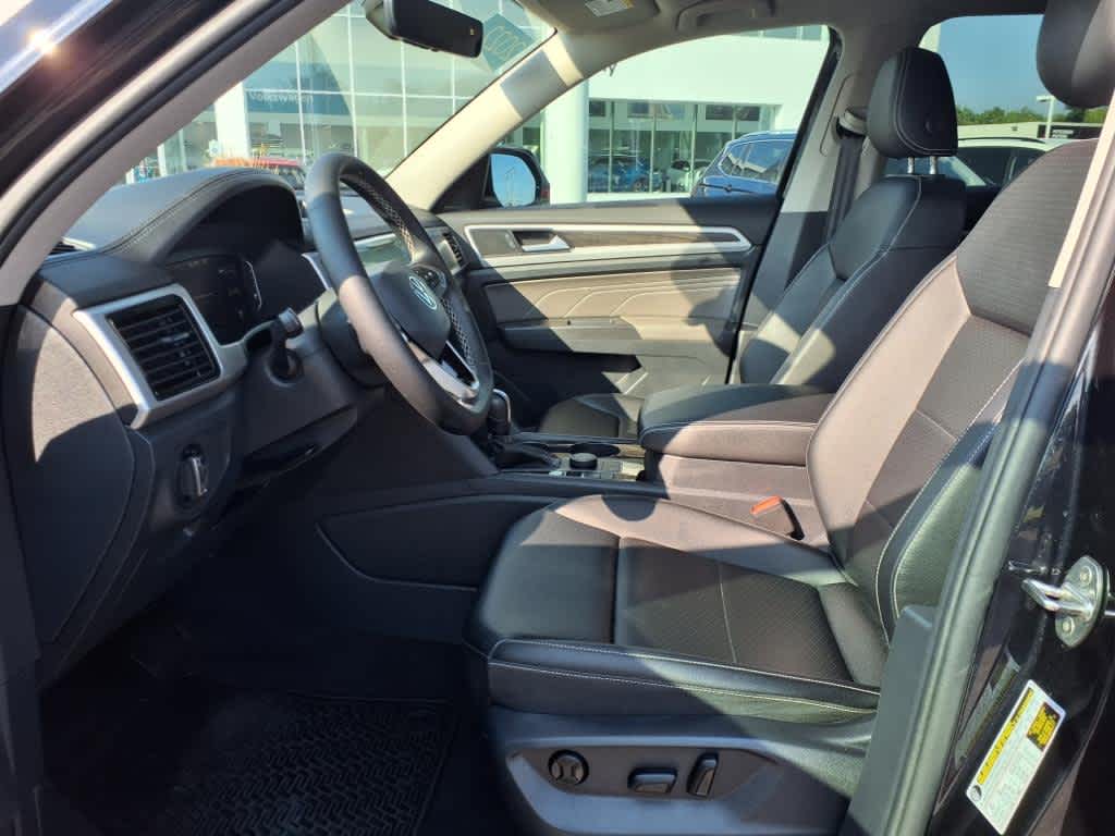 2022 Volkswagen Atlas V6 SE Technology photo 11