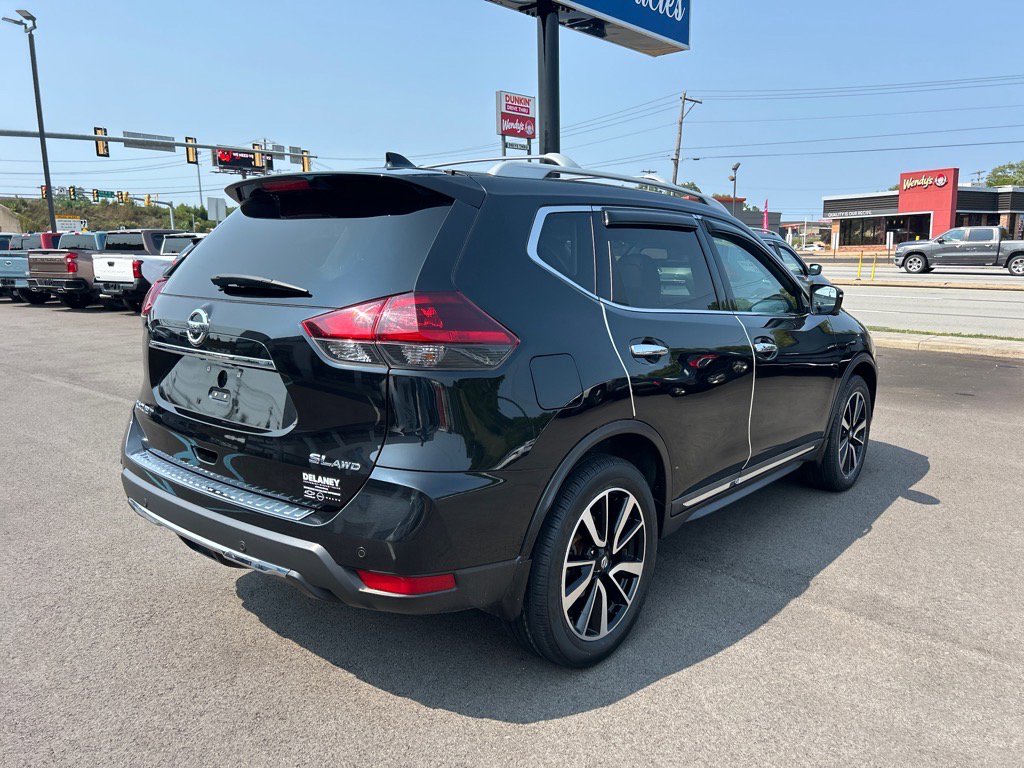 2020 Nissan Rogue SL photo 3