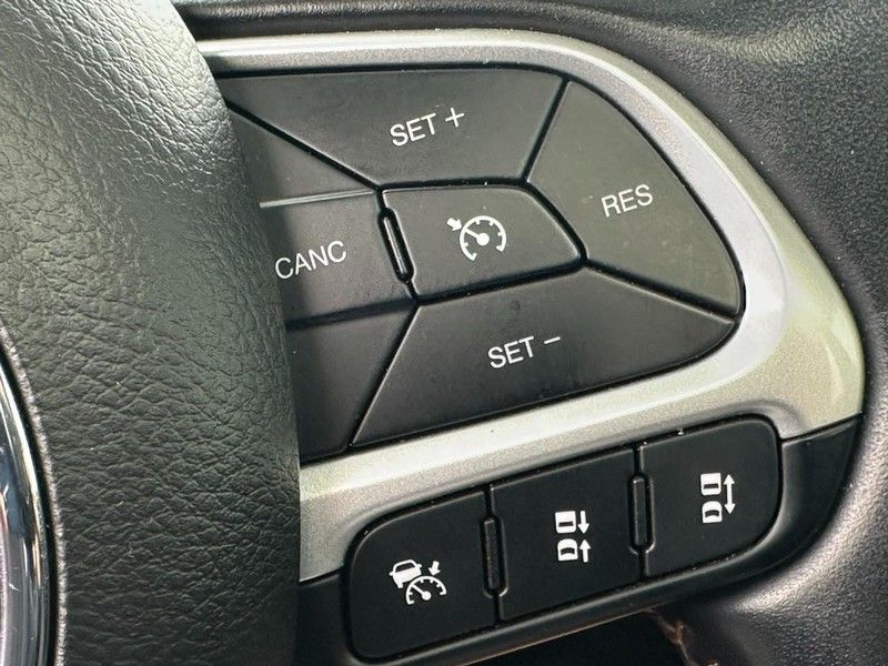 2021 Jeep Compass Limited photo 18