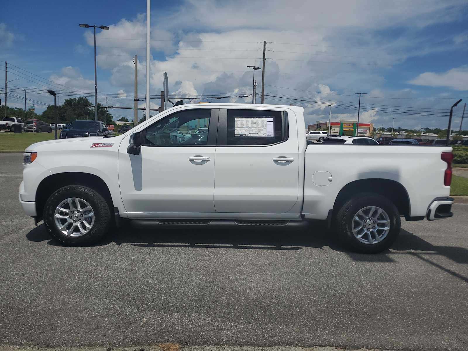 2025 Chevrolet Silverado 1500 RST photo 2