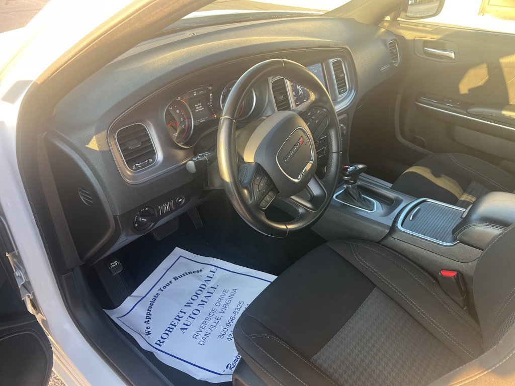 2023 Dodge Charger SXT photo 9