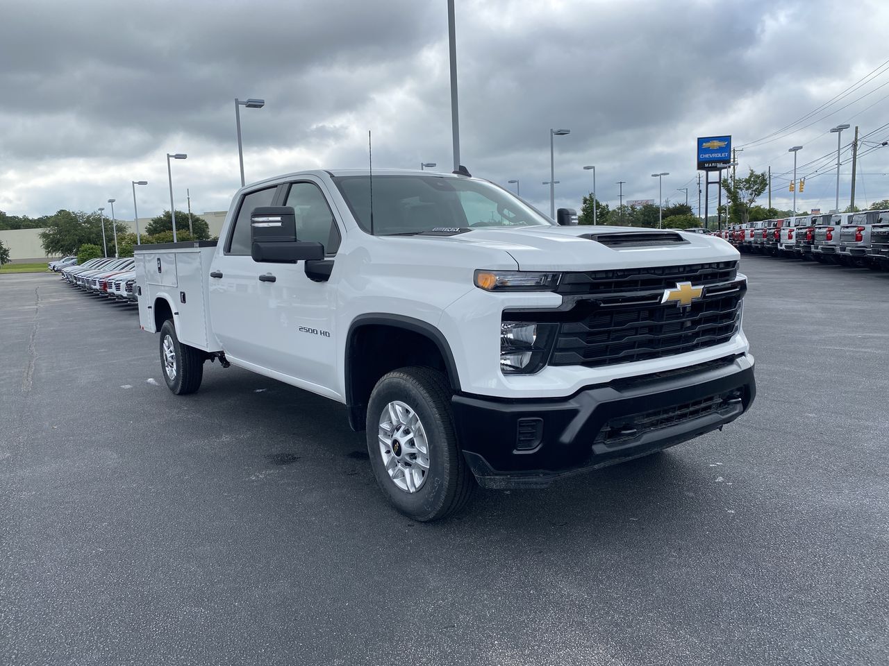 2025 Chevrolet Silverado 2500HD Work Truck photo 2