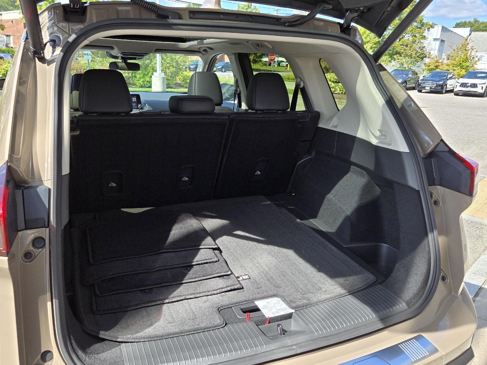 2024 Nissan Rogue SV photo 20