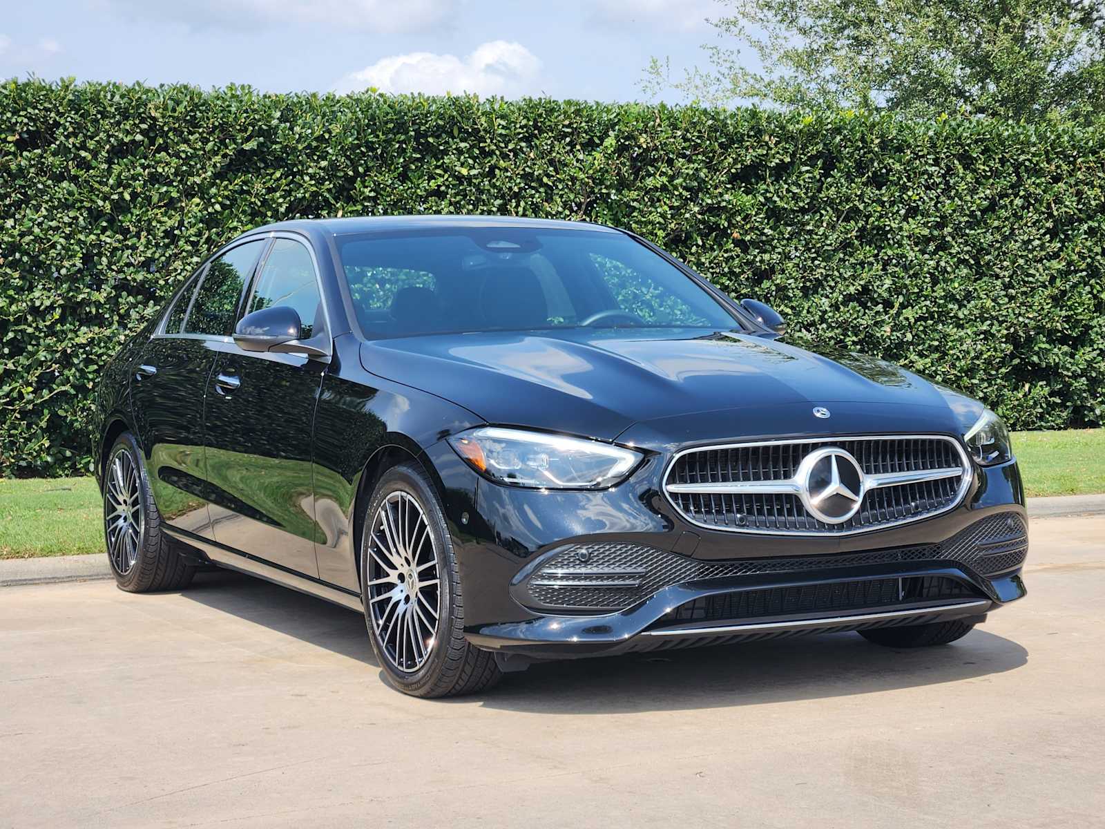 2025 Mercedes Benz C 300 photo 3