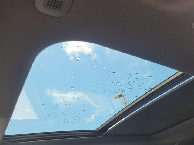 2025 Jeep Grand Cherokee Limited photo 4