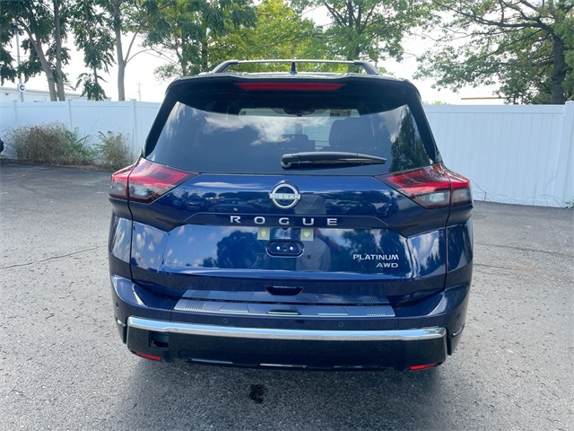 2025 Nissan Rogue Platinum photo 12