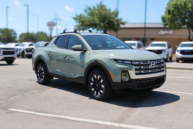 New 2025 Green Hyundai SEL Activity FWD image 1
