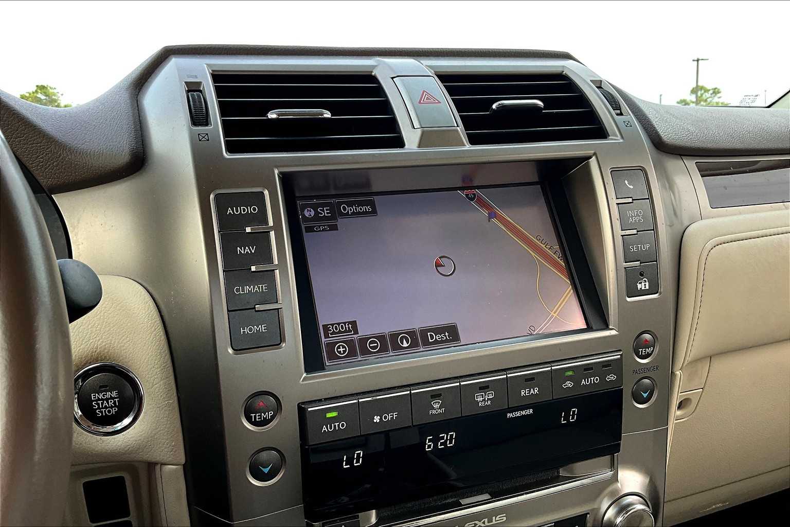 2014 Lexus GX 460 Base photo 32