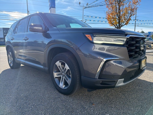 2023 Honda Pilot EX-L photo 2