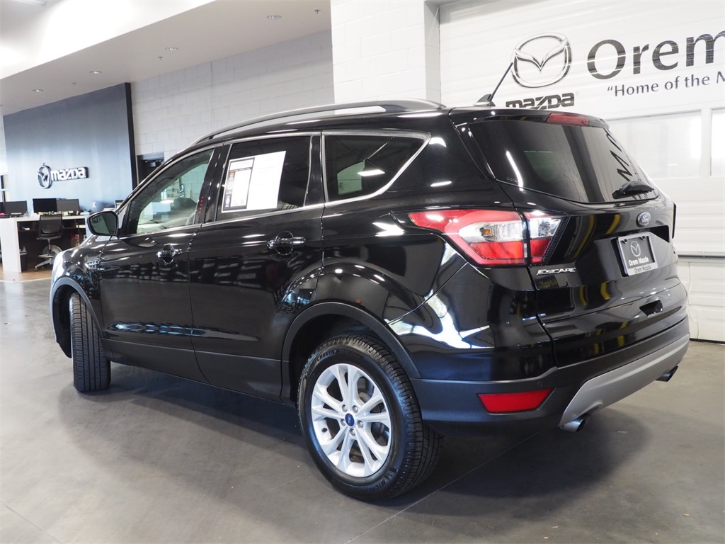 Used 2018 Black Ford SEL image 26