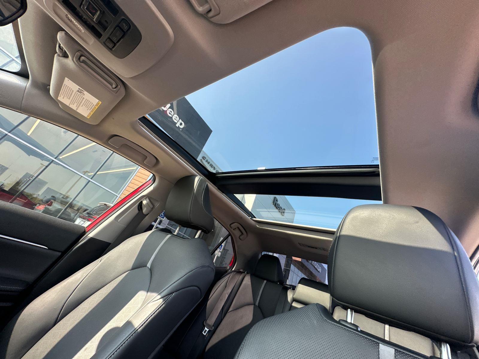 2024 Toyota Camry XSE V6 photo 23