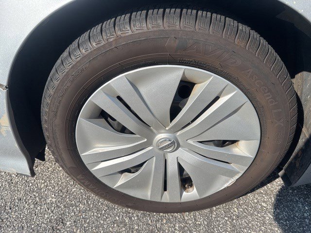 2018 Nissan Leaf S photo 5