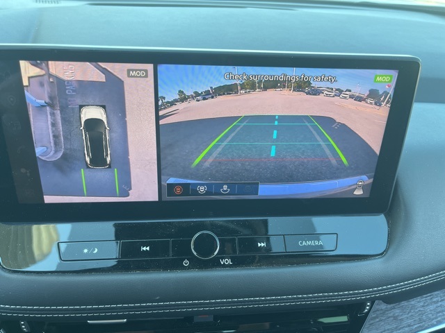 2024 Nissan Rogue Platinum photo 14