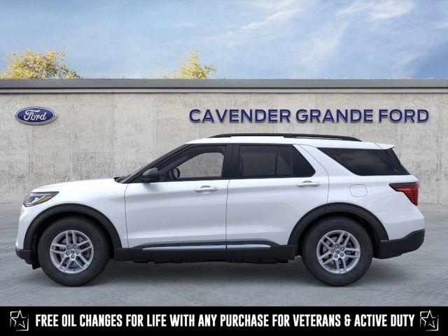 2025 Ford Explorer photo 3