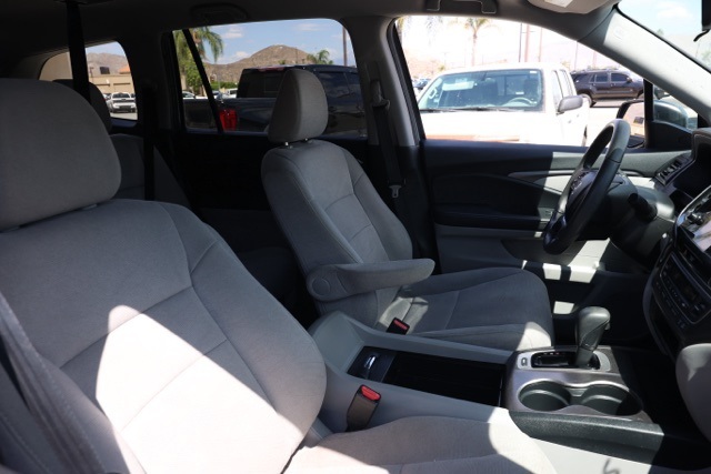 2020 Honda Pilot EX photo 19