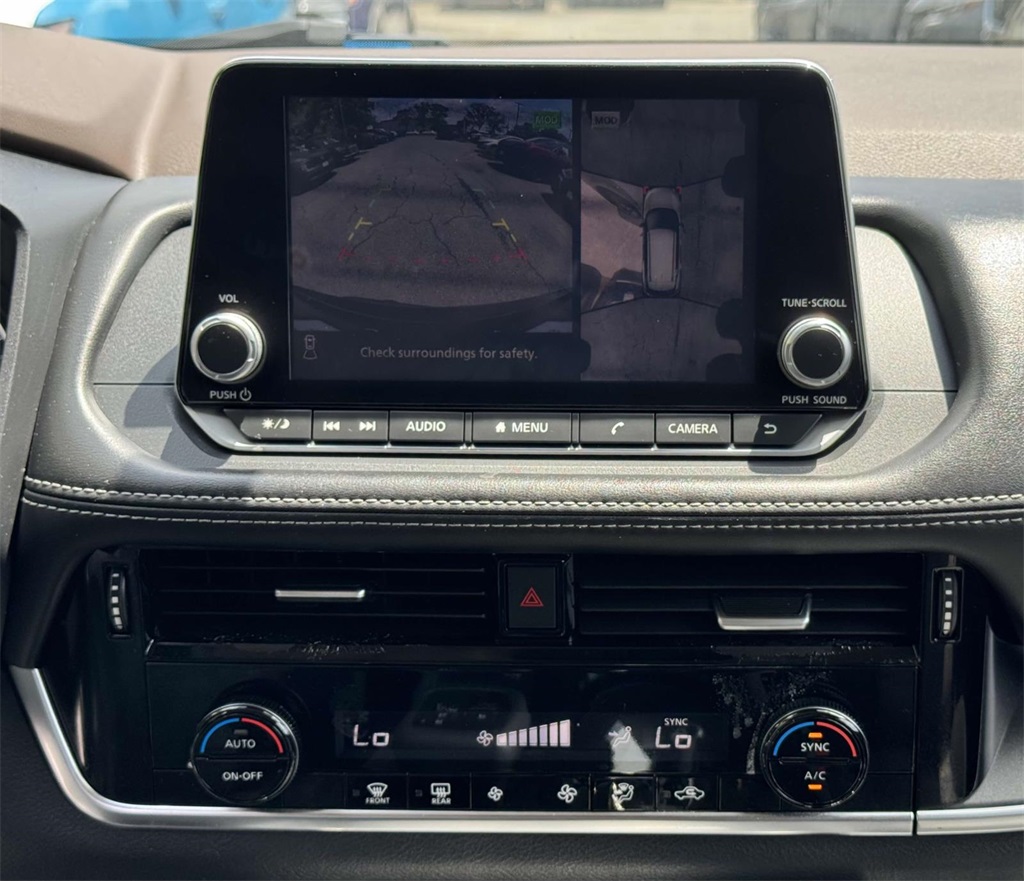 2021 Nissan Rogue SV photo 4