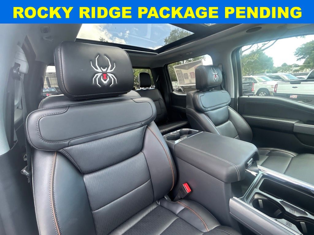 2025 Ford F-250 photo 25
