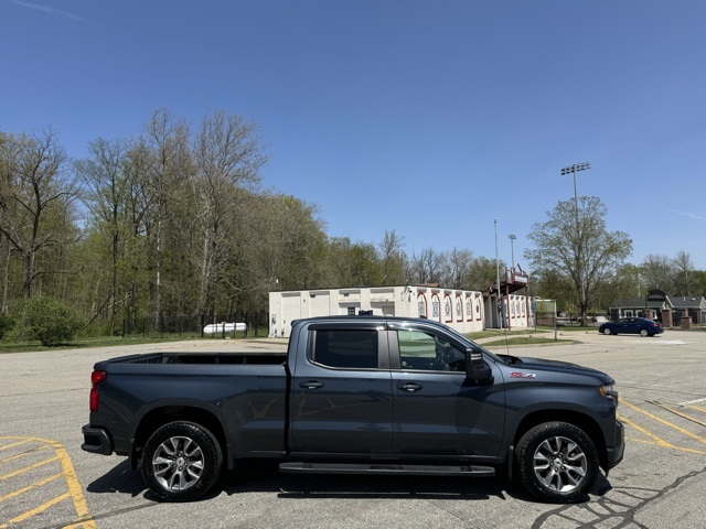 2021 Chevrolet Silverado 1500 RST photo 4