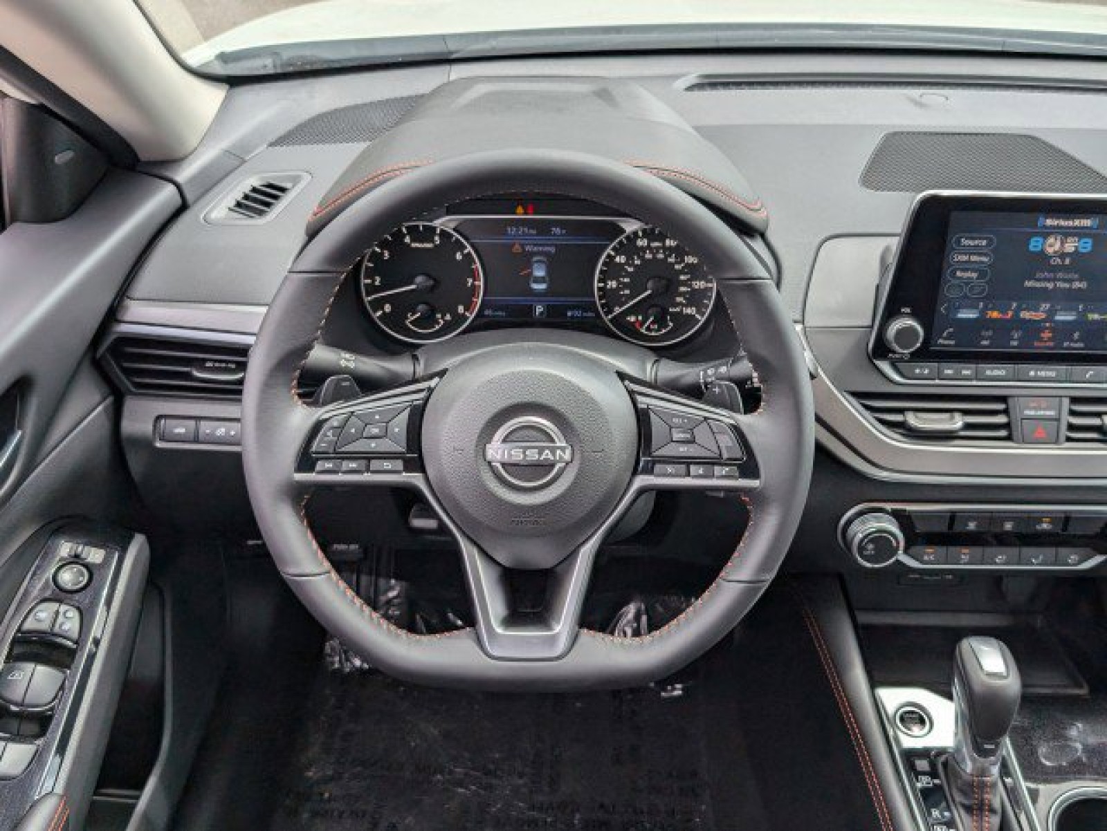 Used 2024 PEARL WHIT Nissan 2.5 SR image 24