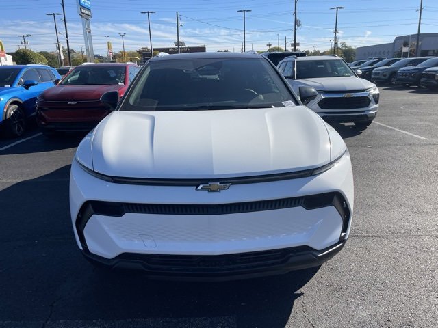 2026 Chevrolet Equinox EV 1LT photo 2