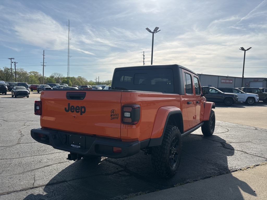 2025 Jeep Gladiator Willys photo 6