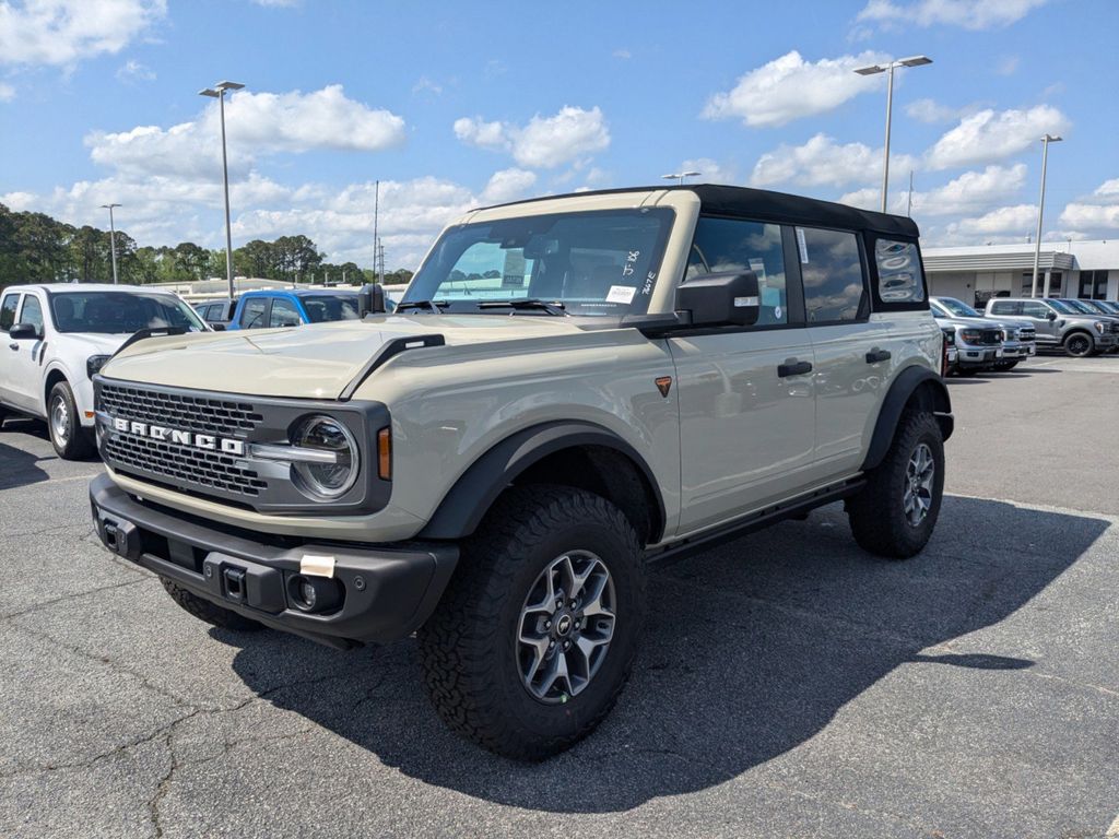 2025 Ford Bronco Badlands photo 7