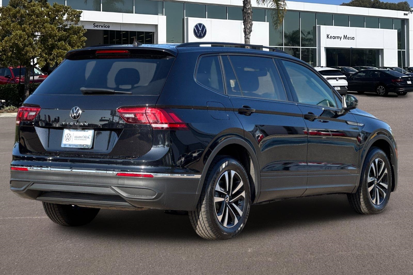 2023 Volkswagen Tiguan S photo 4