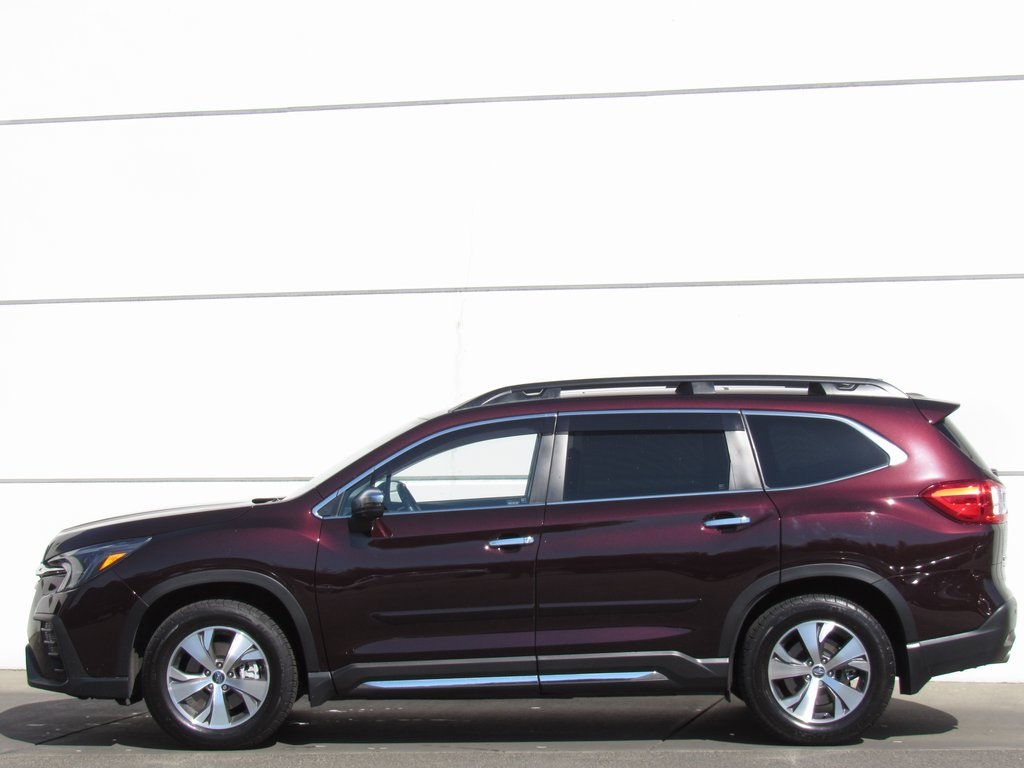 2023 Subaru Ascent Touring photo 4
