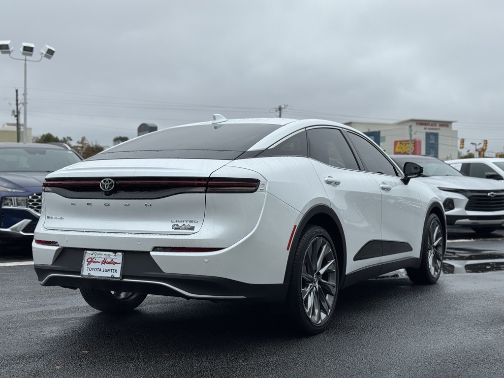 2026 Toyota Crown Limited photo 3