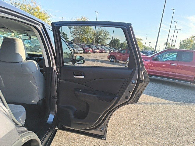 2016 Honda CR-V SE photo 15
