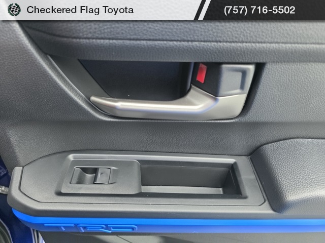 2025 Toyota Tacoma TRD Off-Road photo 42
