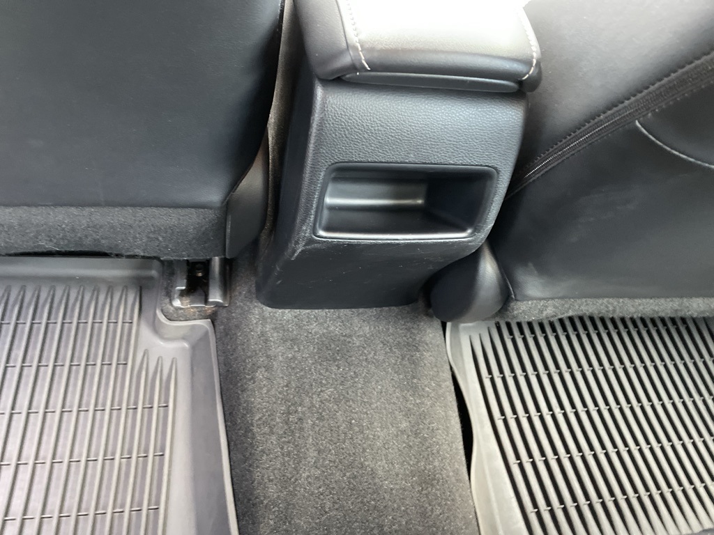 2022 Toyota Corolla Hybrid LE photo 8