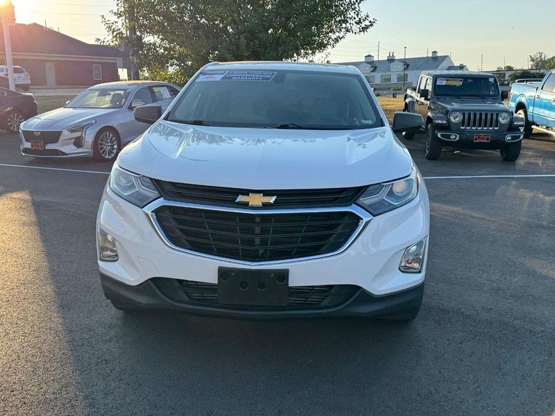 2018 Chevrolet Equinox LS photo 9