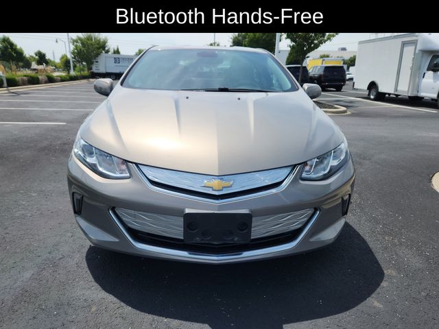 2017 Chevrolet Volt LT photo 2
