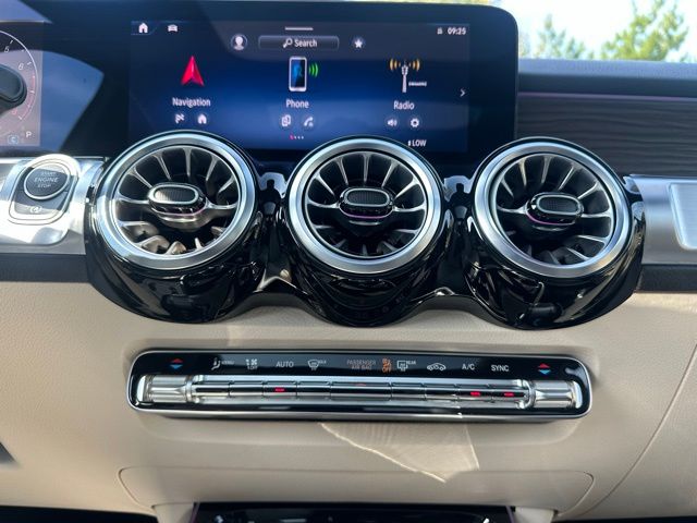 2025 Mercedes Benz GLB 250 4MATIC photo 27