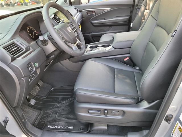 2025 Honda Ridgeline RTL photo 14