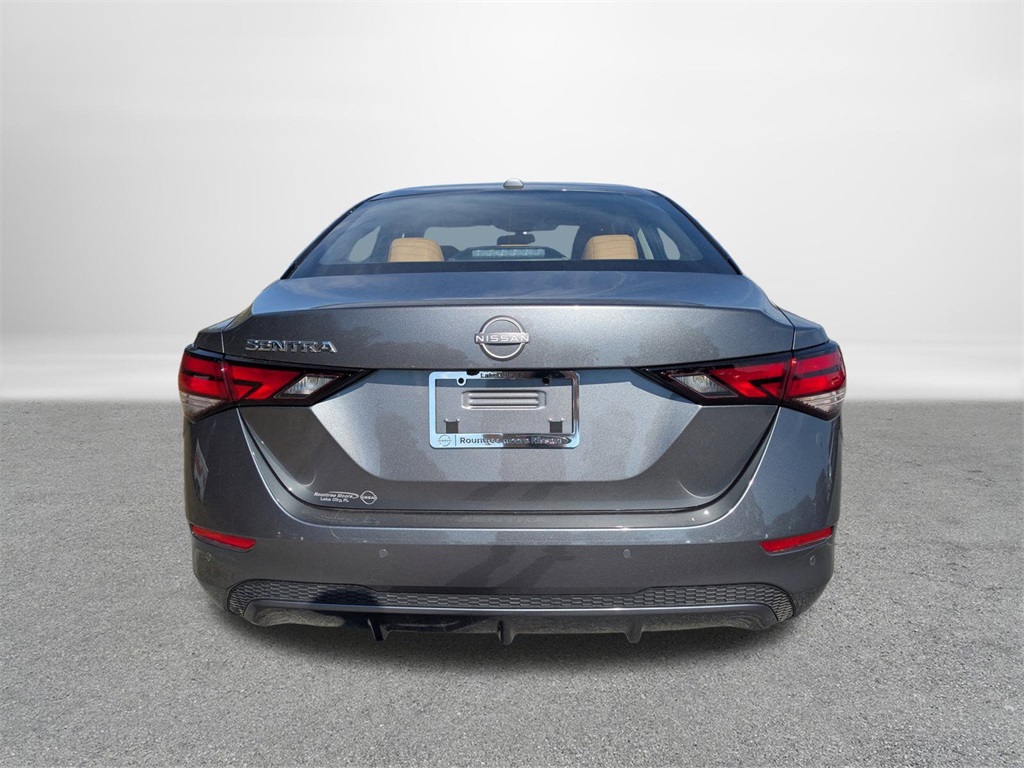 2025 Nissan Sentra SV photo 4