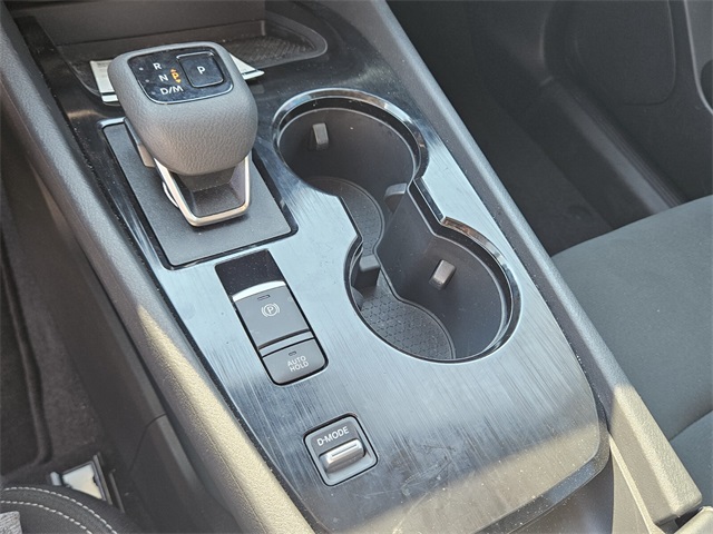 2025 Nissan Rogue S photo 19
