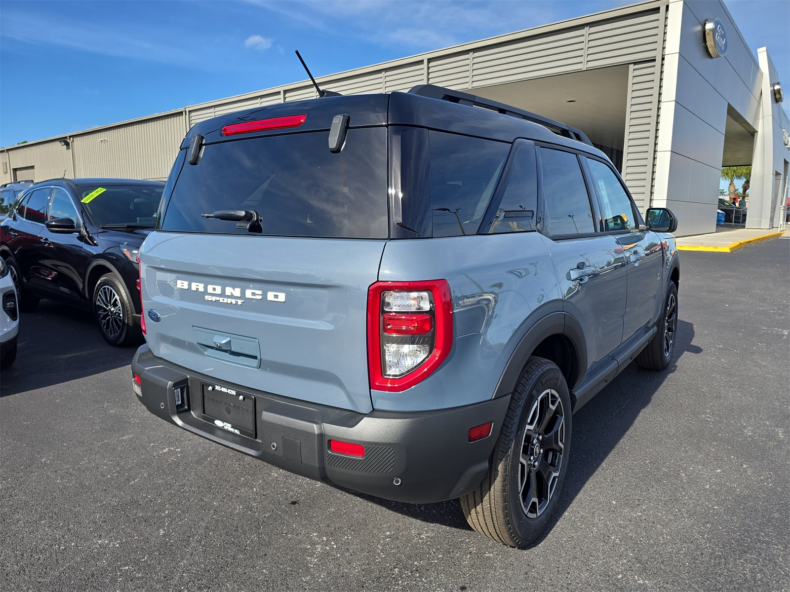 2025 Ford Bronco Sport Outer Banks photo 4