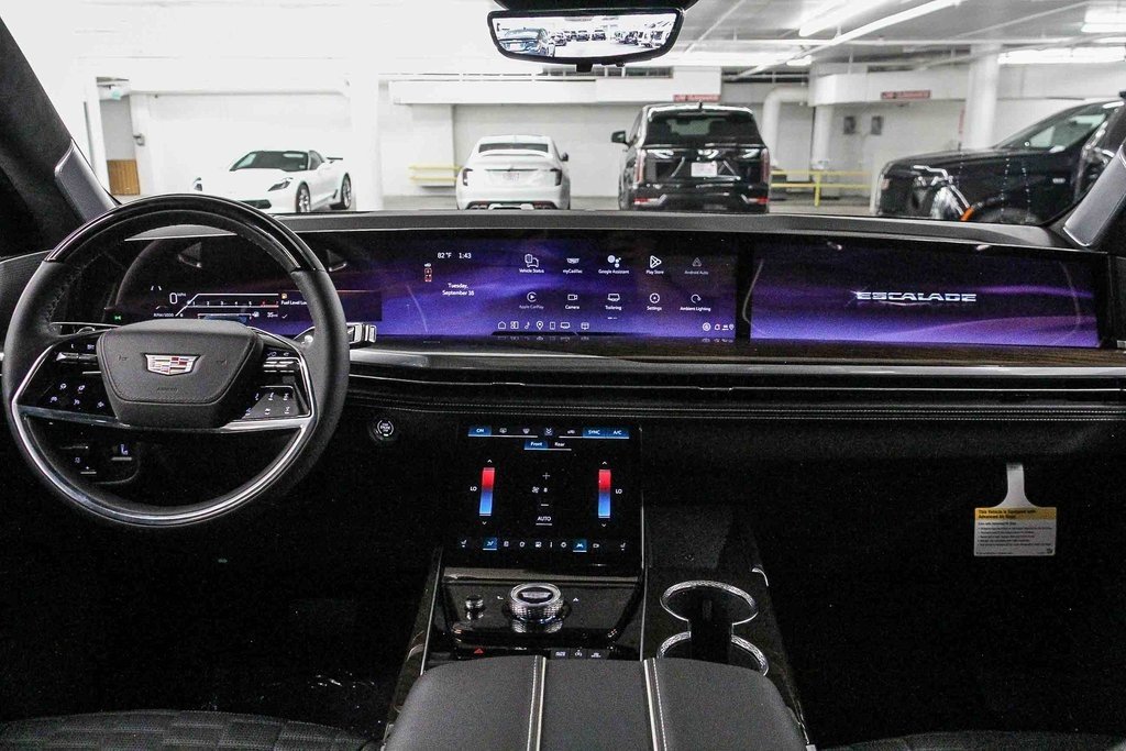 2026 Cadillac Escalade Platinum Sport photo 13