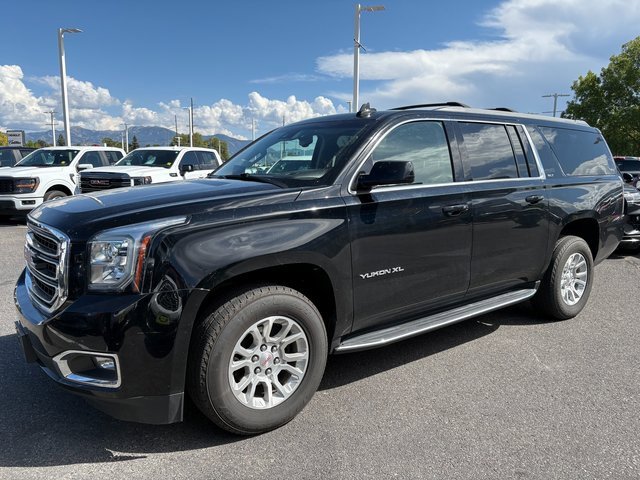 2019 Gmc Yukon XL SLT photo 3