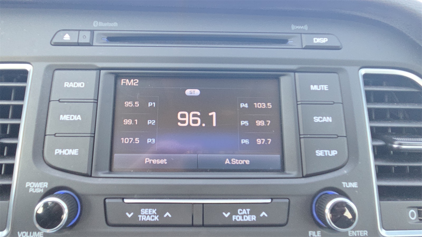 2016 Hyundai Sonata Hybrid SE photo 8